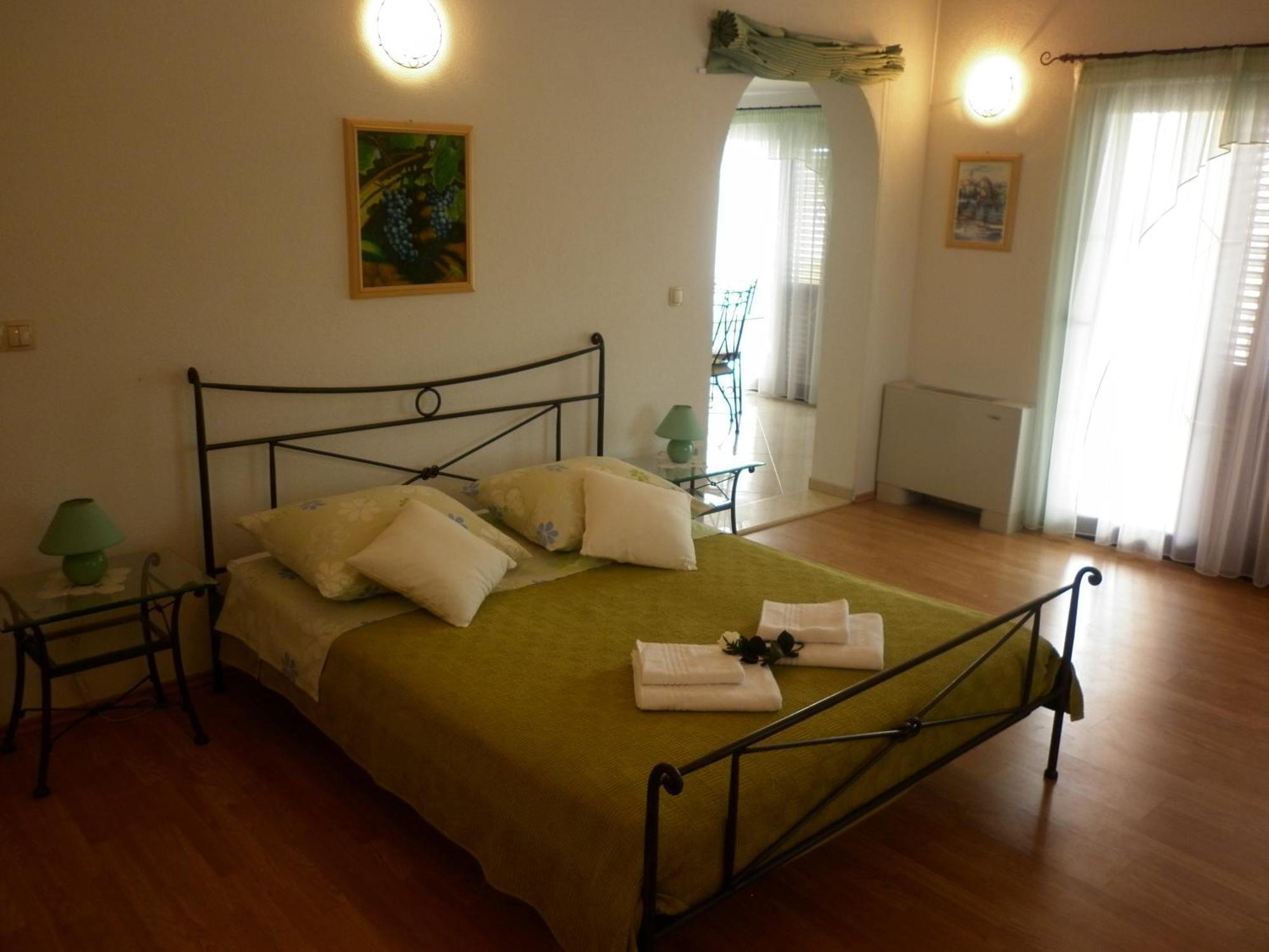 Apartments Ivona 2 Trogir Exterior photo