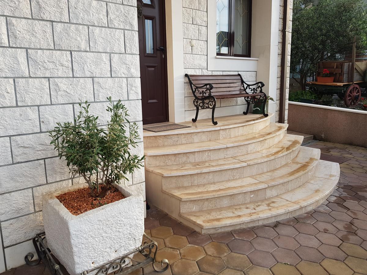 Apartments Ivona 2 Trogir Exterior photo